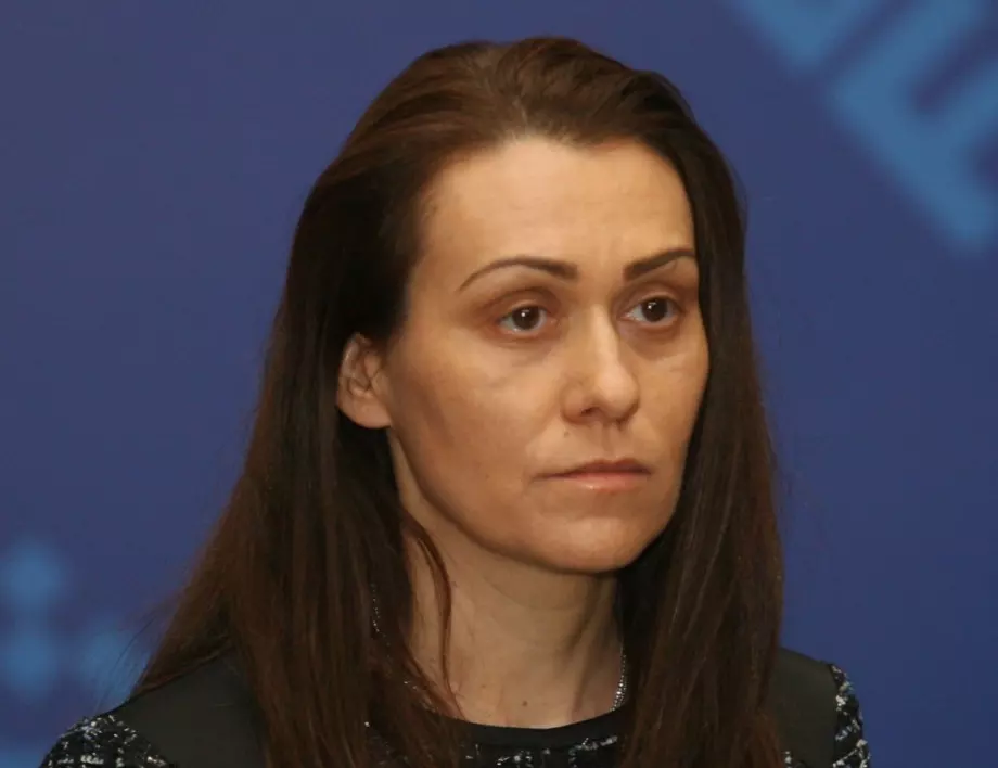 Гинка Върбакова загуби ЧЕЗ, но в санирането набира мощ