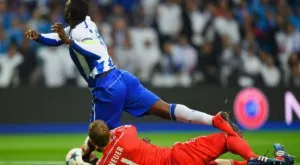 {{ otherArticle[0].article.title }}