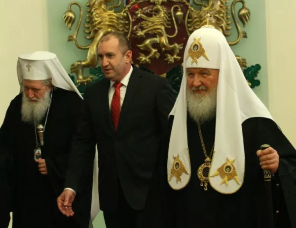 Патриарх Кирил помоли Радев да пази връзката между руснаци и България от политическата конюнктура