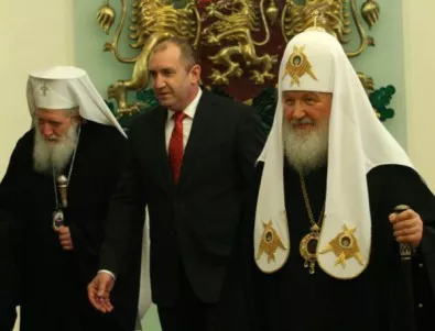 Синодът: Президентът Радев се държа като държавник с руския патриарх
