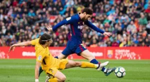 {{ otherArticle[0].article.title }}