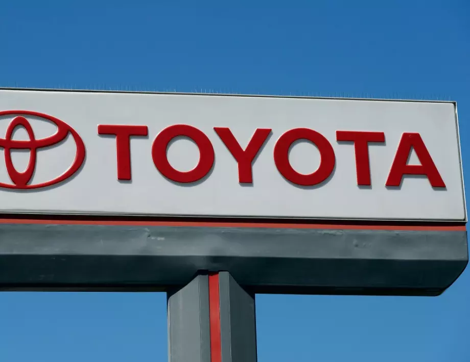 Срив в системата: 12 завода на Тойота спряха работа 