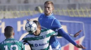 {{ otherArticle[0].article.title }}