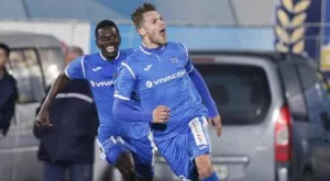 {{ otherArticle[0].article.title }}