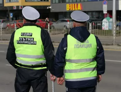 МВР в Русе с мерки срещу гонките с мотори и коли