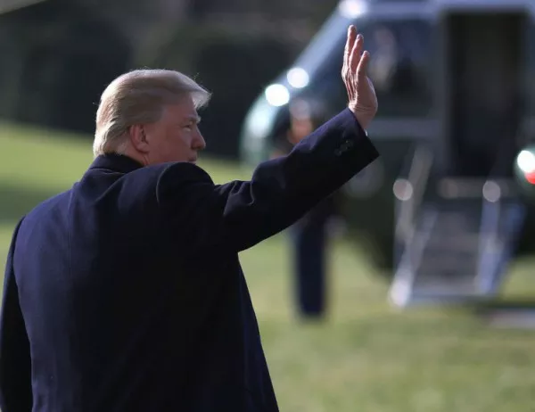 Тръмп нямало да уволнява съветника си по национална сигурност