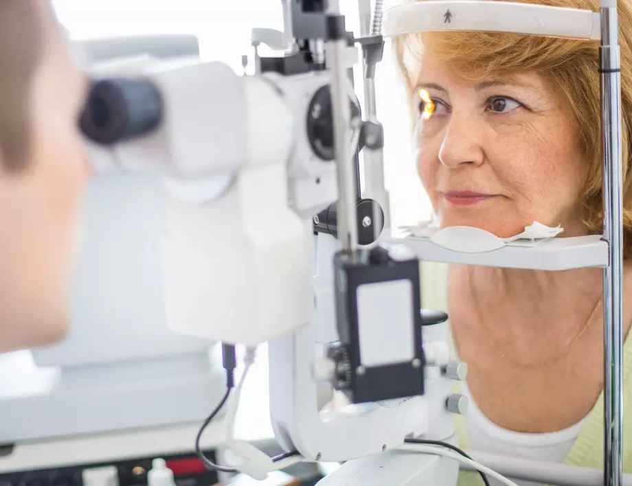 COVID-19 може сериозно да увреди очите, предупреждават лекари