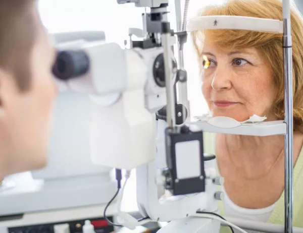 Уникална операция със стволови клетки върна зрението на възрастни хора