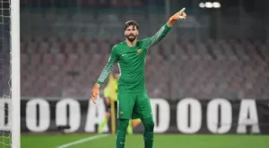 Алисон договори личните си условия с Ливърпул, останаха само медицинските прегледи