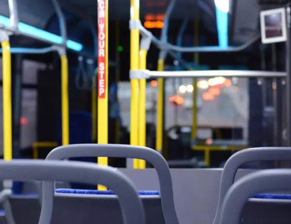 Автобус на градския транспорт в София мина през крака на пътничка