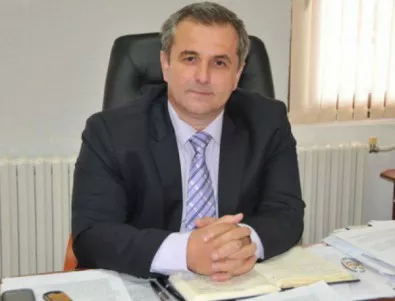 Кметът на Созопол се отказа и от поста си, и от членството си в ГЕРБ