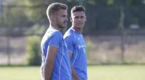 {{ otherArticle[0].article.title }}