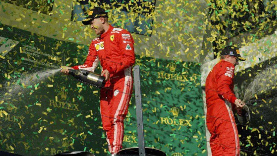 Фетел и Льоклер осигуриха двоен успех за "Ферари" в Сингапур