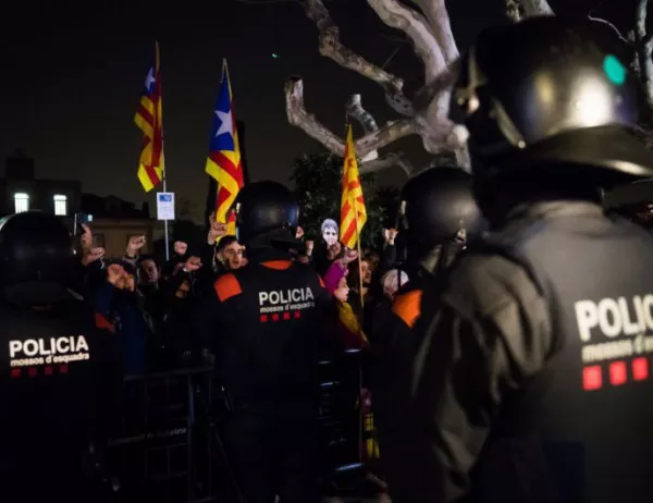 25 години затвор грозят арестуваните каталунски политици 