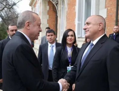 Борисов посрещна Ердоган в двореца 