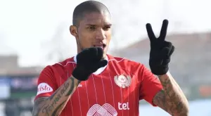 {{ otherArticle[0].article.title }}