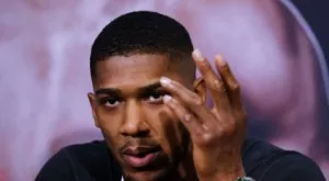 Джошуа е сигурен в победа срещу Паркър, дори знае в кой рунд ще го пречупи