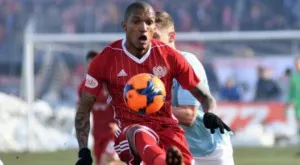 {{ otherArticle[0].article.title }}