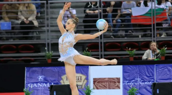 Нов "сребърен" успех за България на Световната купа по художествена гимнастика
