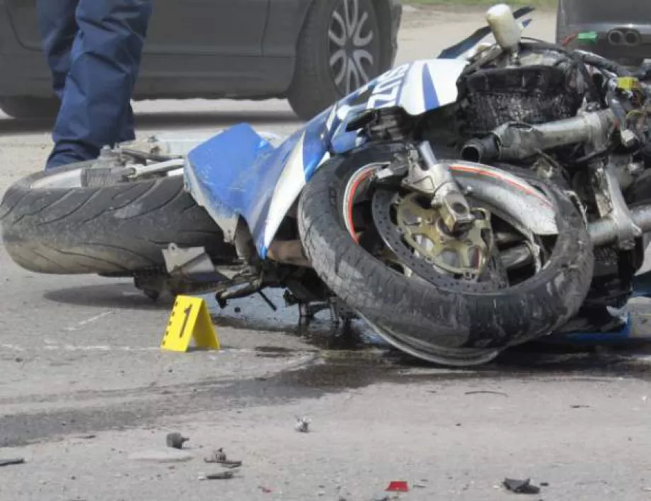 37-годишен моторист от Асеновград загина, след падане от мотора