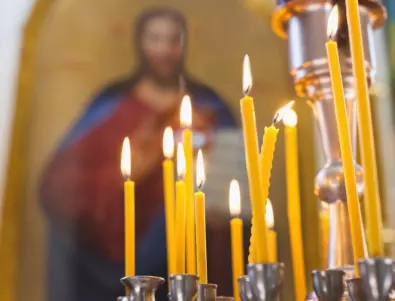 Гръцките църкви няма да бъдат отворени за вярващи за Великден