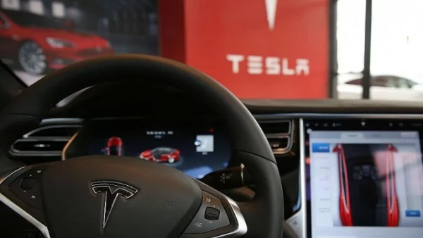 Tesla се оправда за тестова трагедия с грешка на загинал изпитател (ВИДЕО+СНИМКИ)