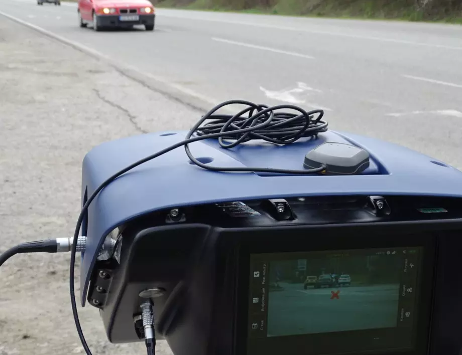 Нови камери дебнат скоростта в двете посоки на движение в акция на МВР