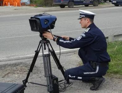 Нов опит: Милиони за камери-триноги, с които МВР да лови нарушители на пътя