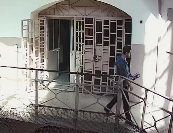 МВР пусна още снимки на избягалите затворници (СНИМКИ)