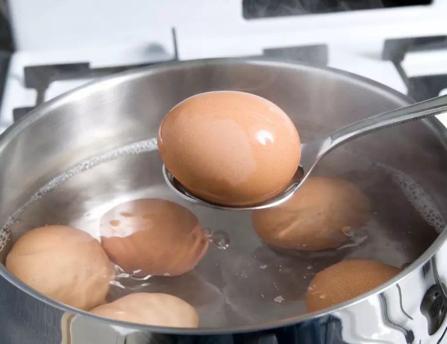 Колко време се варят яйцата?