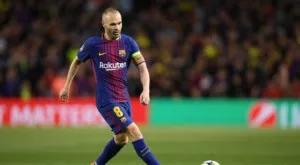 Оферти за десетки милиони заливат Иниеста от Китай