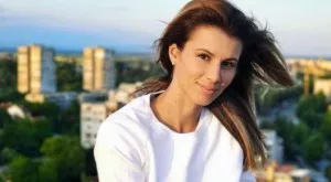 Цвети Пиронкова публикува първа снимка с бебето си