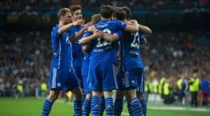 {{ otherArticle[0].article.title }}