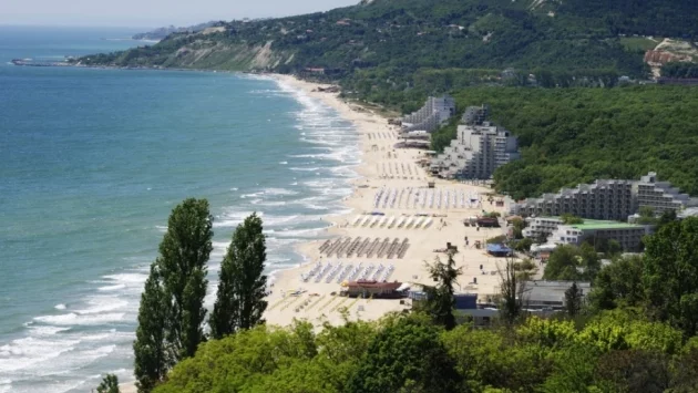 Шефът на „Албена“: Юли и август ще има туризъм в България