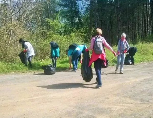 Проведе се традиционната кампания за пролетно почистване на община Тетевен