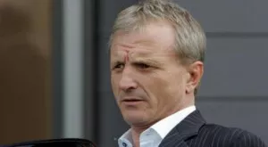 {{ otherArticle[0].article.title }}