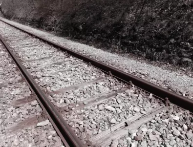 Трима души загинаха при железопътни инциденти в Сърбия