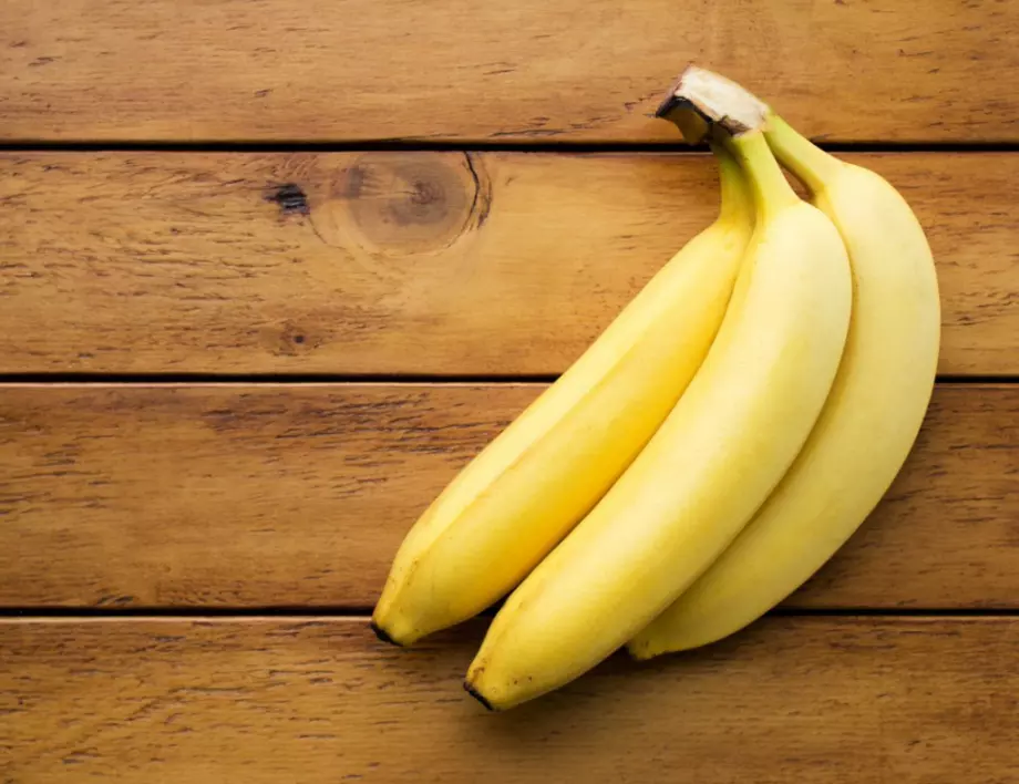 Лекар разкри защо трябва да ядем кората на банана