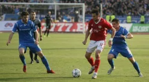 {{ otherArticle[0].article.title }}