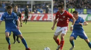 {{ otherArticle[0].article.title }}