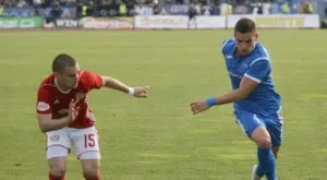 {{ otherArticle[0].article.title }}