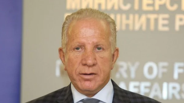 Пацоли: Границите на Косово няма да бъдат променяни