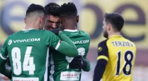 {{ otherArticle[0].article.title }}