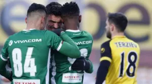 {{ otherArticle[0].article.title }}