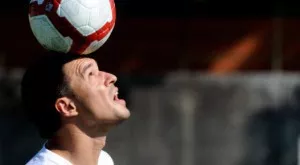 {{ otherArticle[0].article.title }}