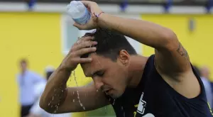 {{ otherArticle[0].article.title }}