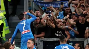 Наполи плаши съперниците си още с екипите (СНИМКИ)