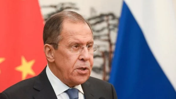 Лавров: САЩ се опитва да свали легитимното правителство във Венецуела