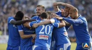 {{ otherArticle[0].article.title }}