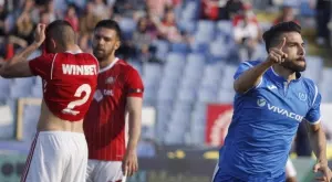 {{ otherArticle[0].article.title }}